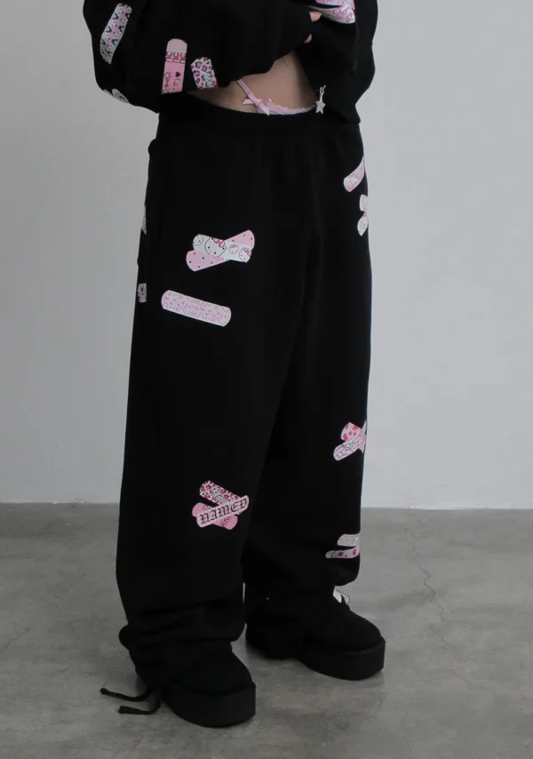 Stitch Teddy Oversized Sweatpants Black-2