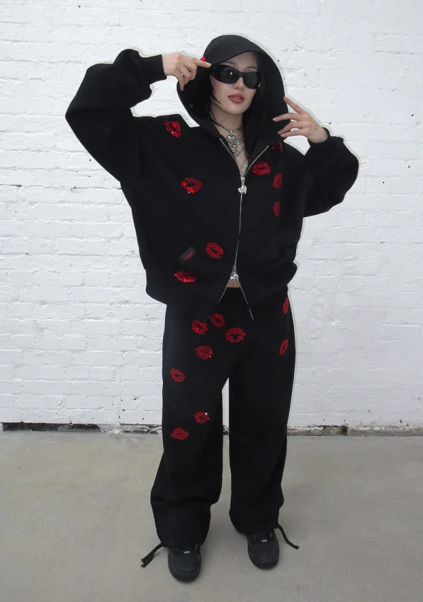 Tease Rhinestone Kiss ZIP Hoodie Black-4