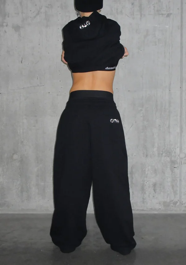 Nth Active Old English Oversized Sweatpants Black-2