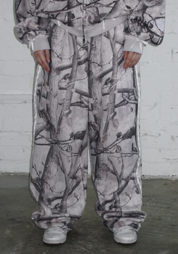 Prey Oversized Sweatpants Snow-2