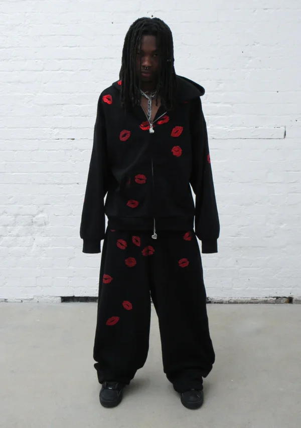 Tease Rhinestone Kiss Oversized Sweatpants Black-1