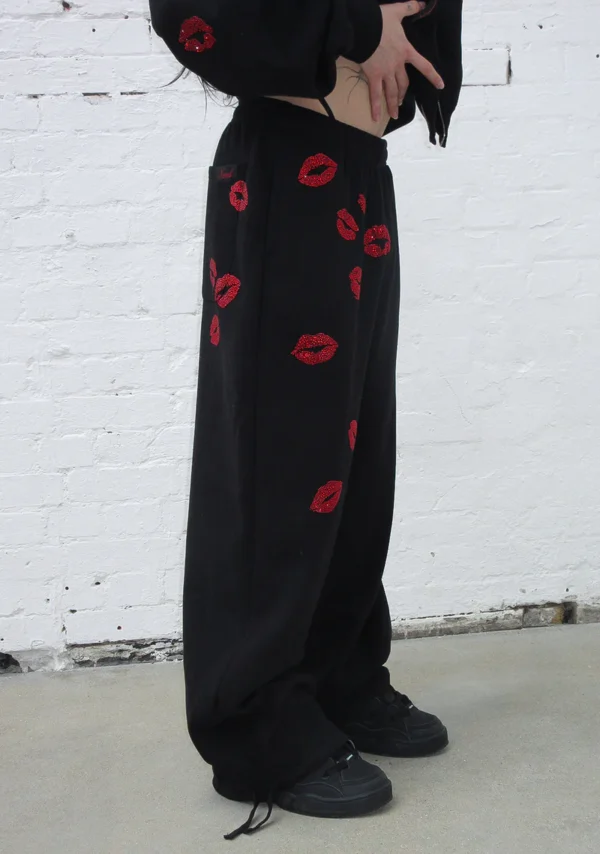 Tease Rhinestone Kiss Oversized Sweatpants Black-2